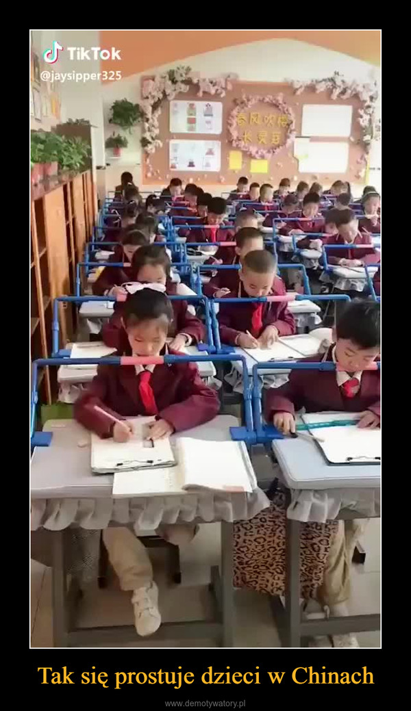 Tak się prostuje dzieci w Chinach –  